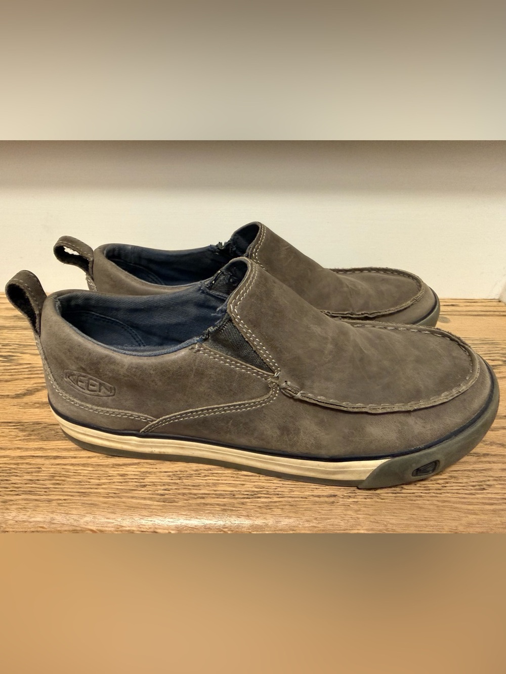 KEEN Men’s Leather Slip-On Shoes | Size 8.5 | Grey Nubuck